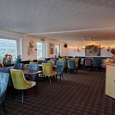 Boathouse Hotel Holyhead Exterior foto